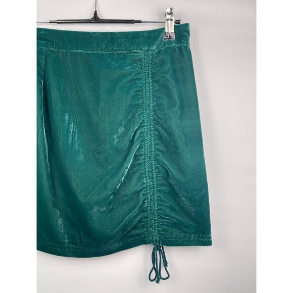 Free People Green Velvet Mini Skirt Size 2 - Picture 2 of 7